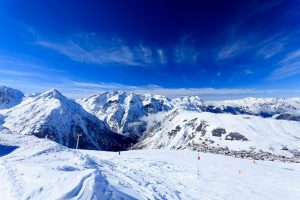 montagne enneigé les deux alpes 